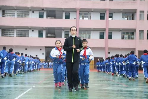 人生是“写”出来的——誉骢教育名师黄誉兰谈教育的实践与哲思